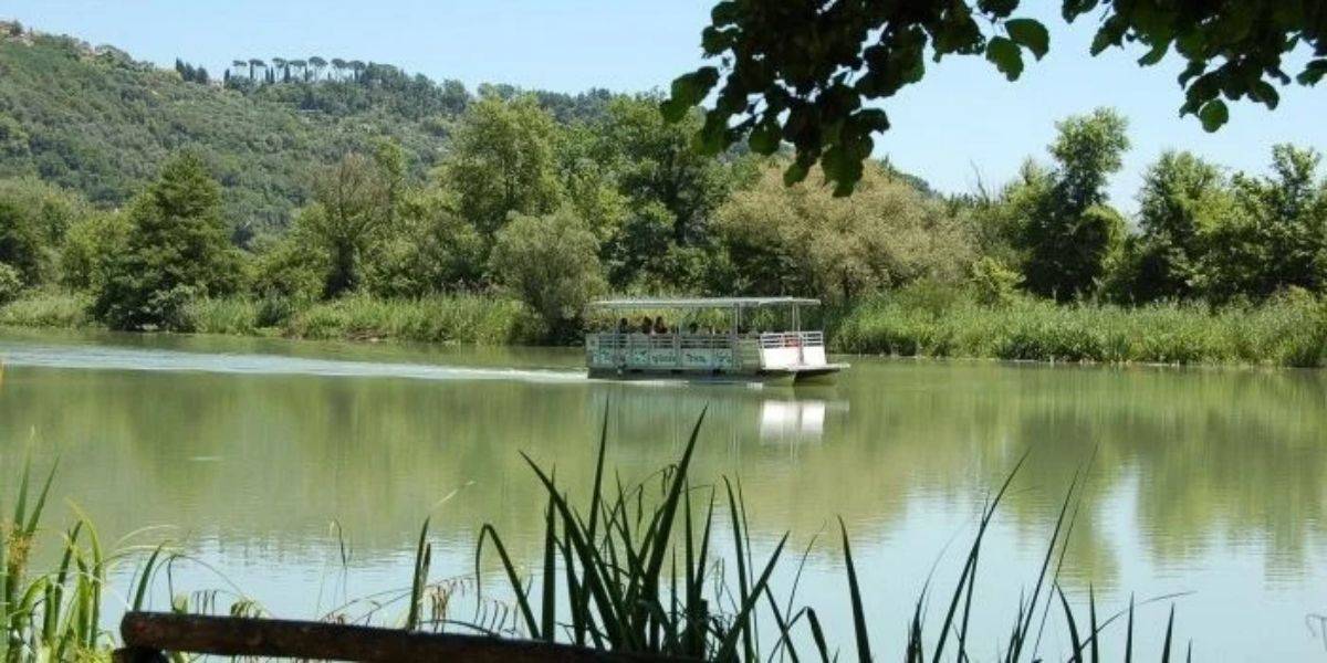 “Sentiero del fiume” nella Riserva Naturale Regionale Nazzano Tevere-Farfa - Lazio “Sentiero del fiume” nella Riserva Naturale Regionale Nazzano Tevere-Farfa - Lazio
