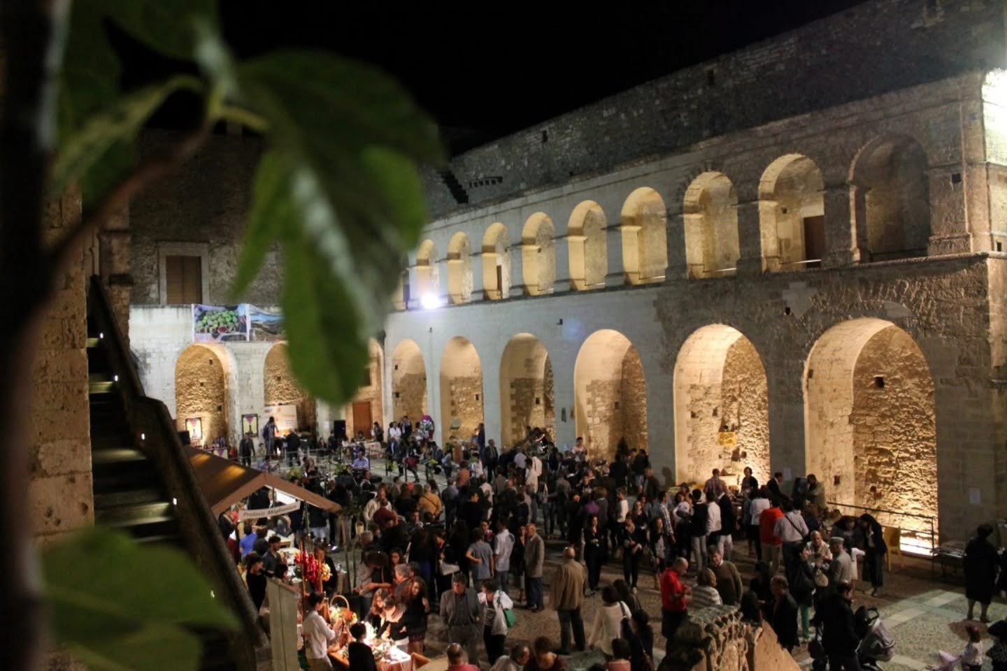 La Voce delle Querce Secolari e Sagra dei Fichi Secchi