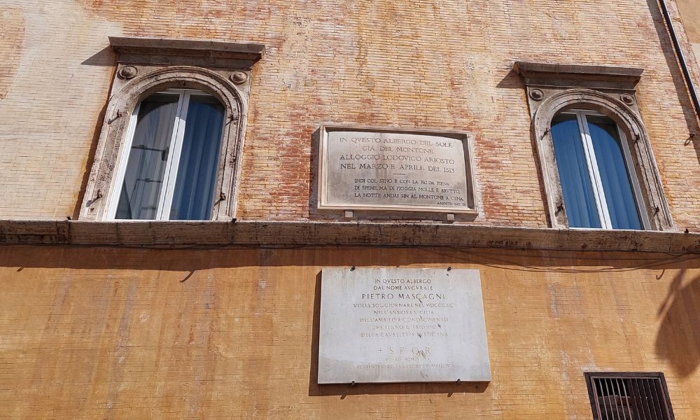 “Camminando tra i versi – Da Via dell’Orso a Piazza Belli”.