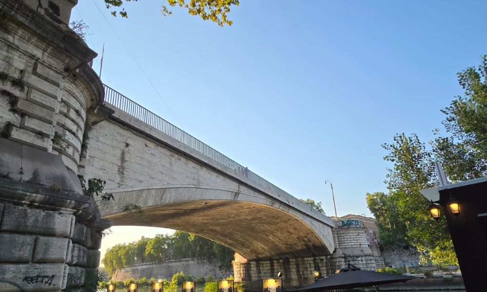 “Ponti di Roma dal Sublicio al Cavour”.
