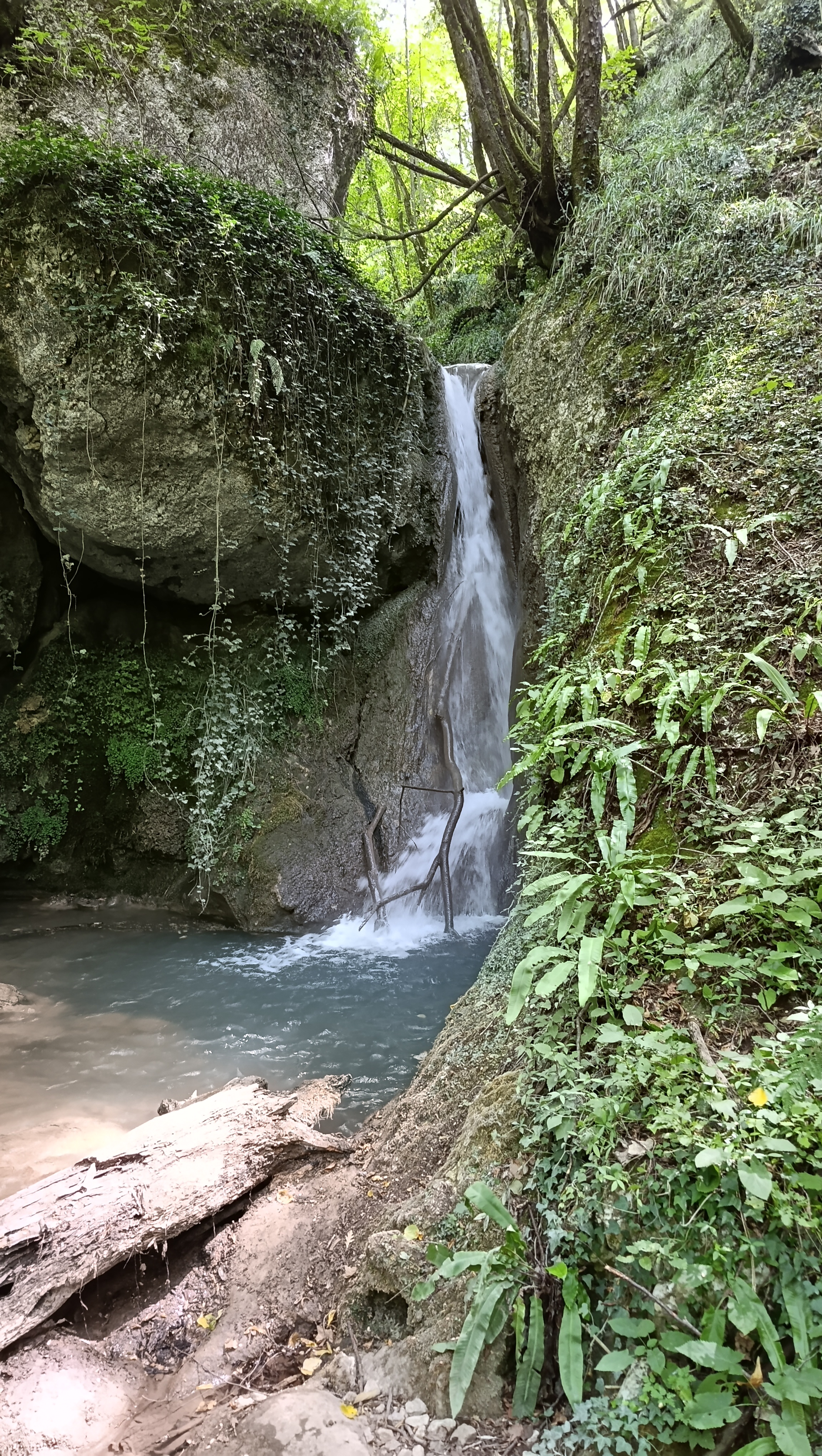 Calabritto: trekking nel regno delle cascate