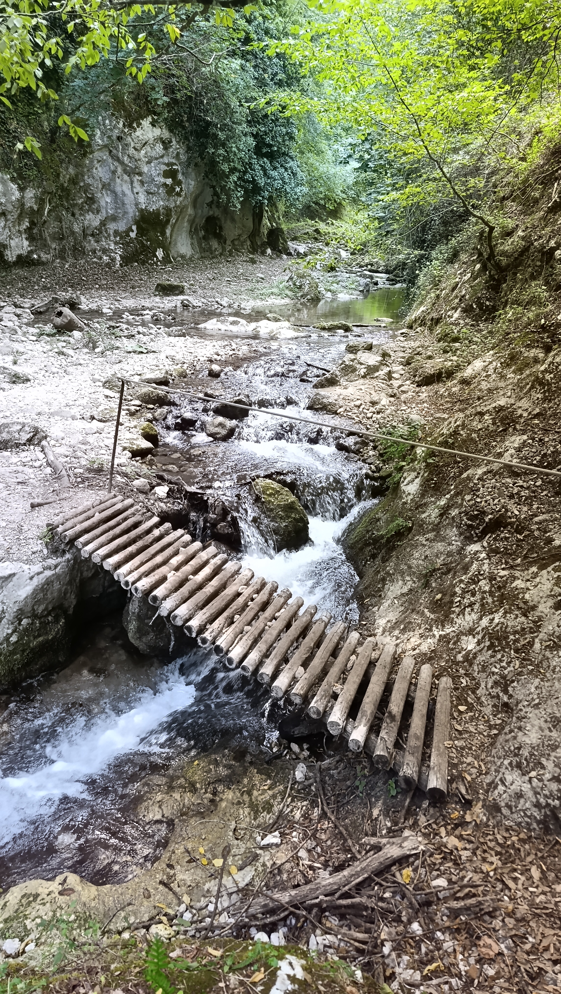 Calabritto: trekking nel regno delle cascate