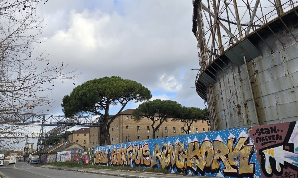 “Il sigillo del ricordo: Cimitero Acattolico e Via Portuense”.