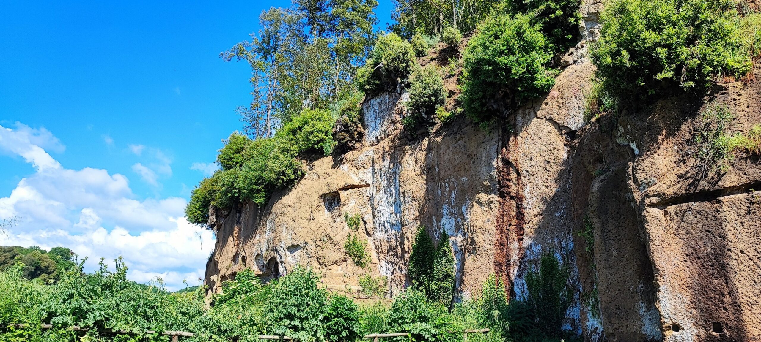 SUTRI
